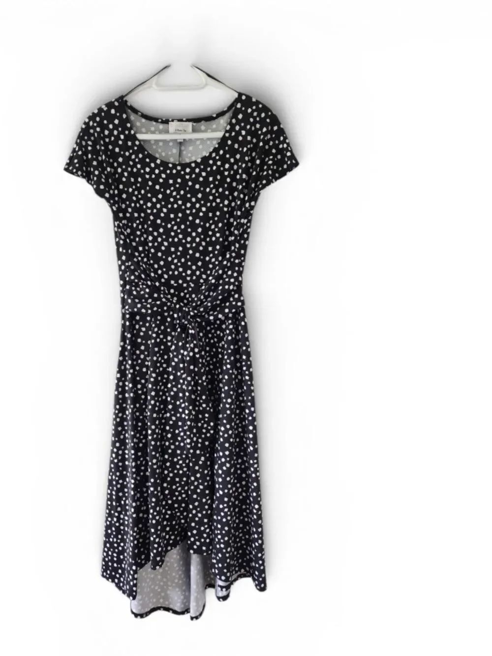 Signature by Robbie Bee Black & White Polka Dot High-Low Dress Size Medium